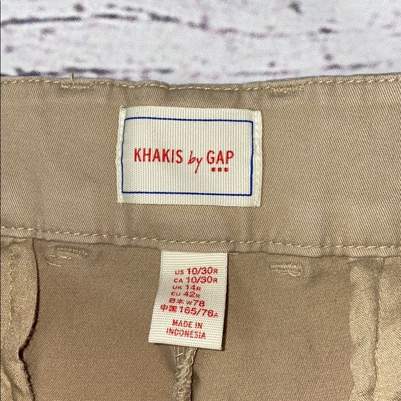 GAP Pants - Women’s Khakis by GAP